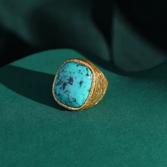Vintage Couture 18K Gold Brass Turquoise Stone Regal Boho Chic Ring - Picture 2 of 5